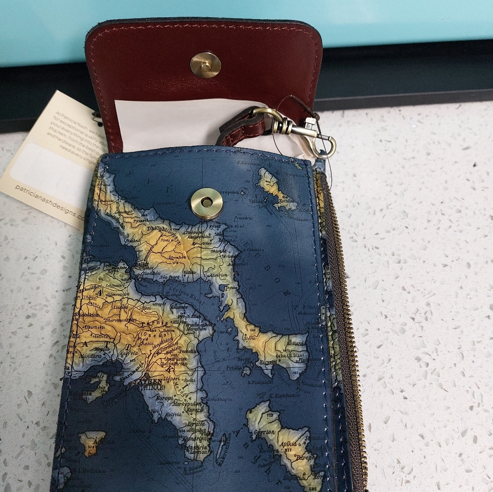 Patricia Nash Albertine Cell Phone Crossbody Grecian Map NWT - Picture 5 of 6